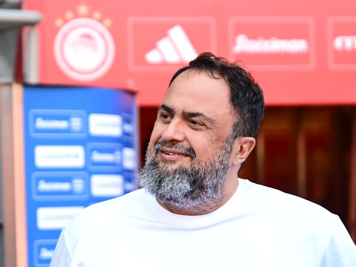 Βαγγέλης Μαρινάκης: «Χαρούμενο το 2026 για όλους, με αμέτρητες στιγμές ερυθρόλευκης υπερηφάνειας»