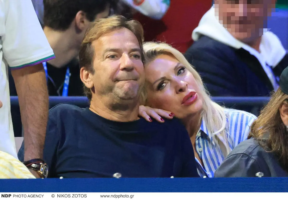 Κουτσογιαννόπουλος: Η απάντησή του όταν ρωτήθηκε για την Ελένη Μενεγάκη 10 Η Ελένη Μενεγάκη και ο Ματεό Παντζόπουλος στο γήπεδο