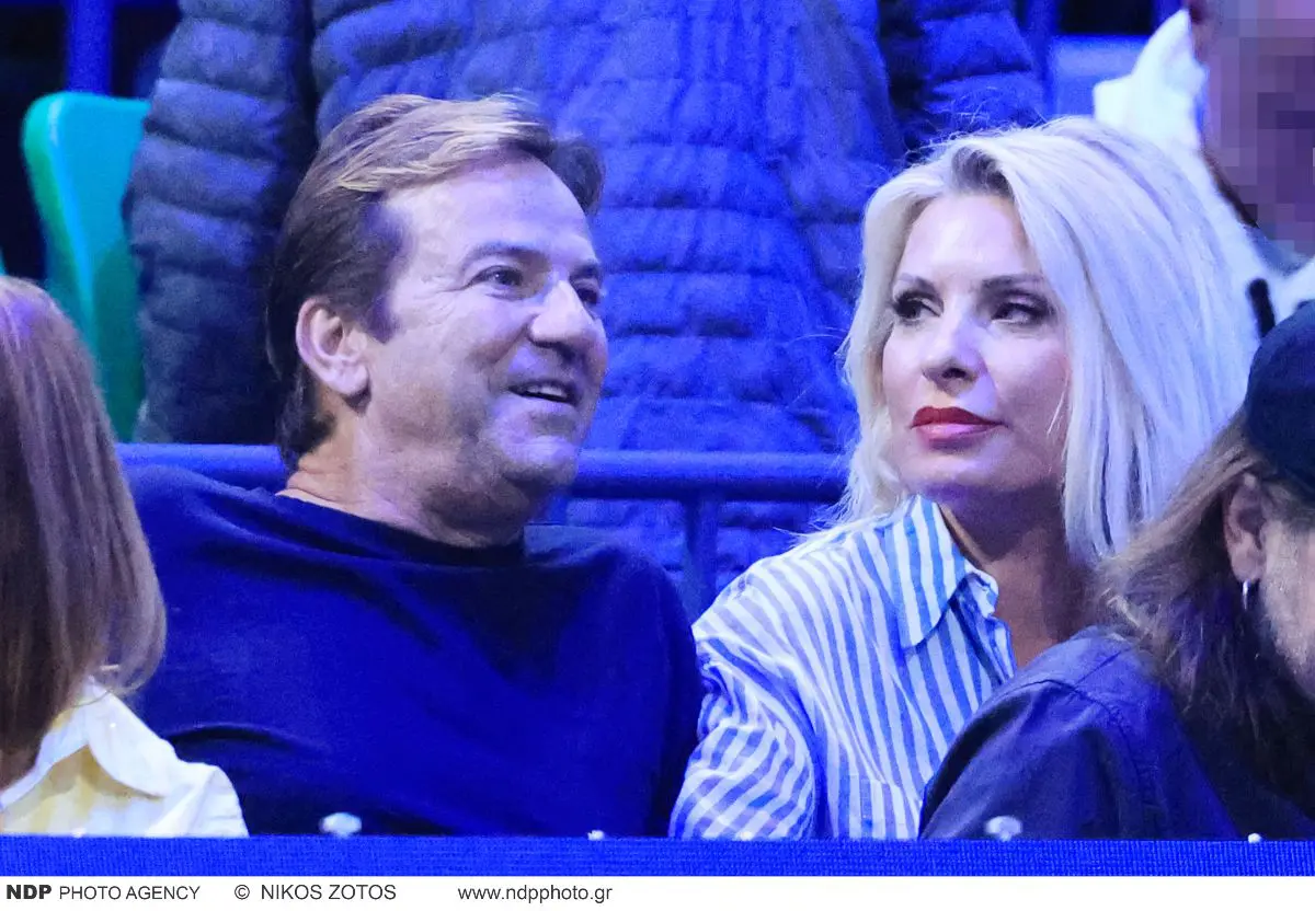 Κουτσογιαννόπουλος: Η απάντησή του όταν ρωτήθηκε για την Ελένη Μενεγάκη 11 Η Ελένη Μενεγάκη και ο Ματεό Παντζόπουλος στο γήπεδο