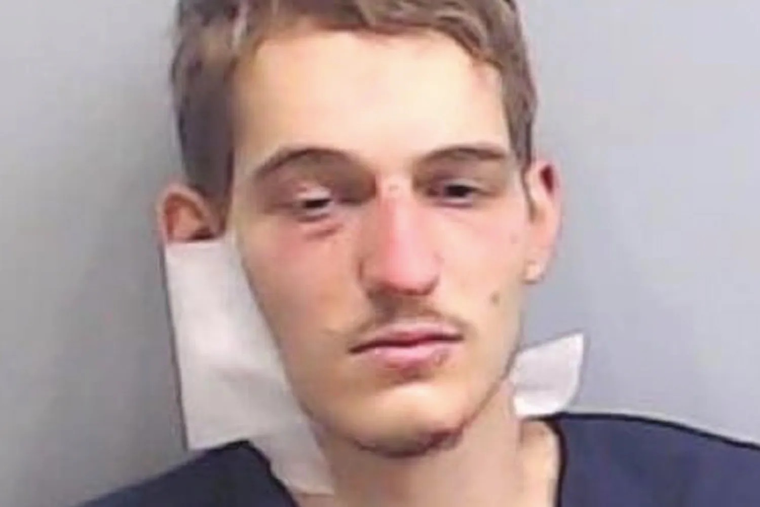 Τρόμος στη Τζόρτζια: Ζευγάρι βρέθηκε νεκρό στο σπίτι του – Ο 2χρονος γιος τους προσπαθούσε να τους ξυπνήσει 3 Τρόμος στη Τζόρτζια: Ζευγάρι βρέθηκε νεκρό στο σπίτι του – Ο 2χρονος γιος τους προσπαθούσε να τους ξυπνήσει