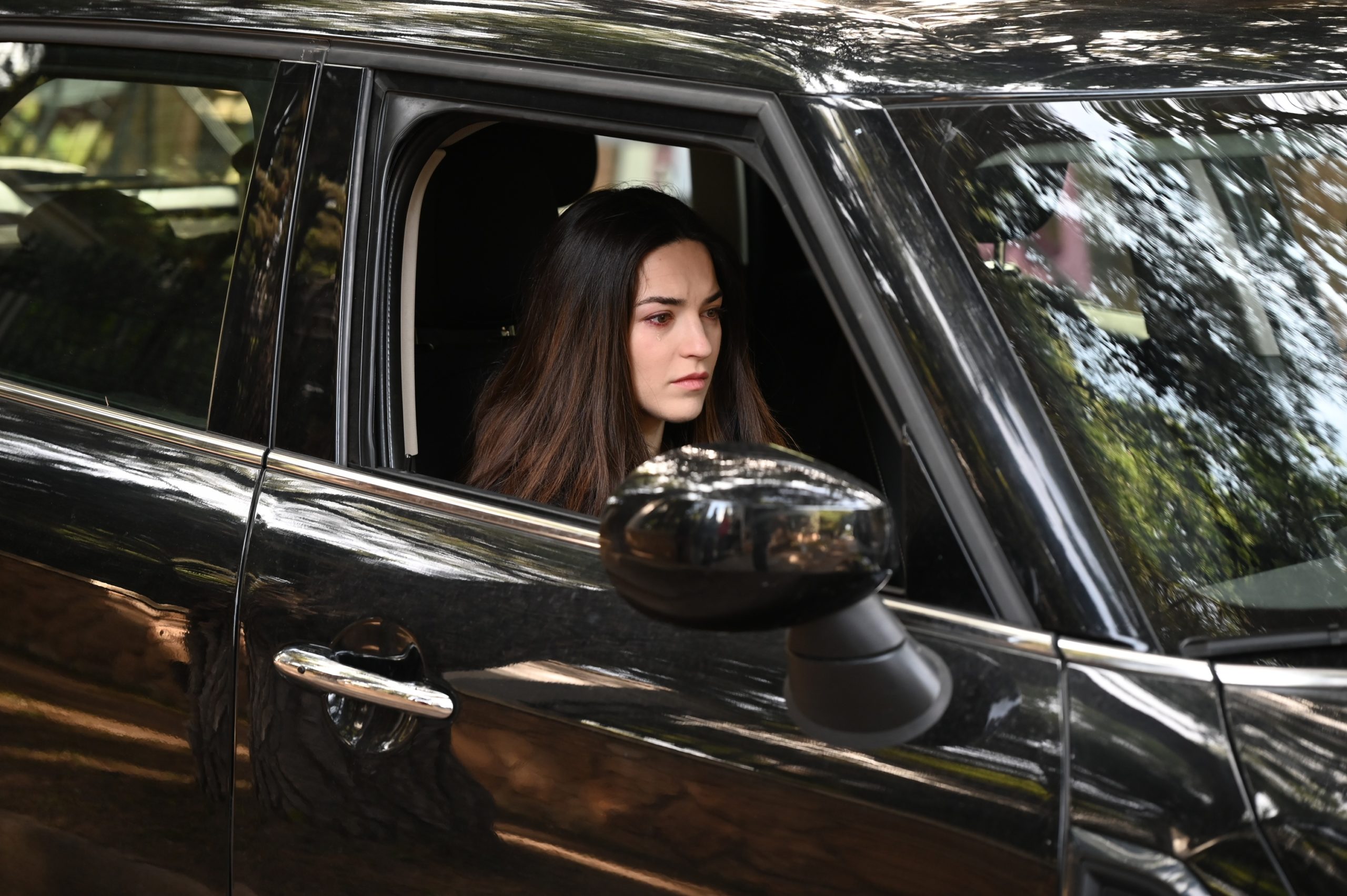 Να μ’αγαπάς: Η Άννα κρατά μαχαίρι απειλώντας τη Σοφία και τον Θεόφιλο – Συγκλονιστικά τα επόμενα επεισόδια 6 Να μ’αγαπάς: Η Άννα κρατά μαχαίρι απειλώντας τη Σοφία και τον Θεόφιλο – Συγκλονιστικά τα επόμενα επεισόδια