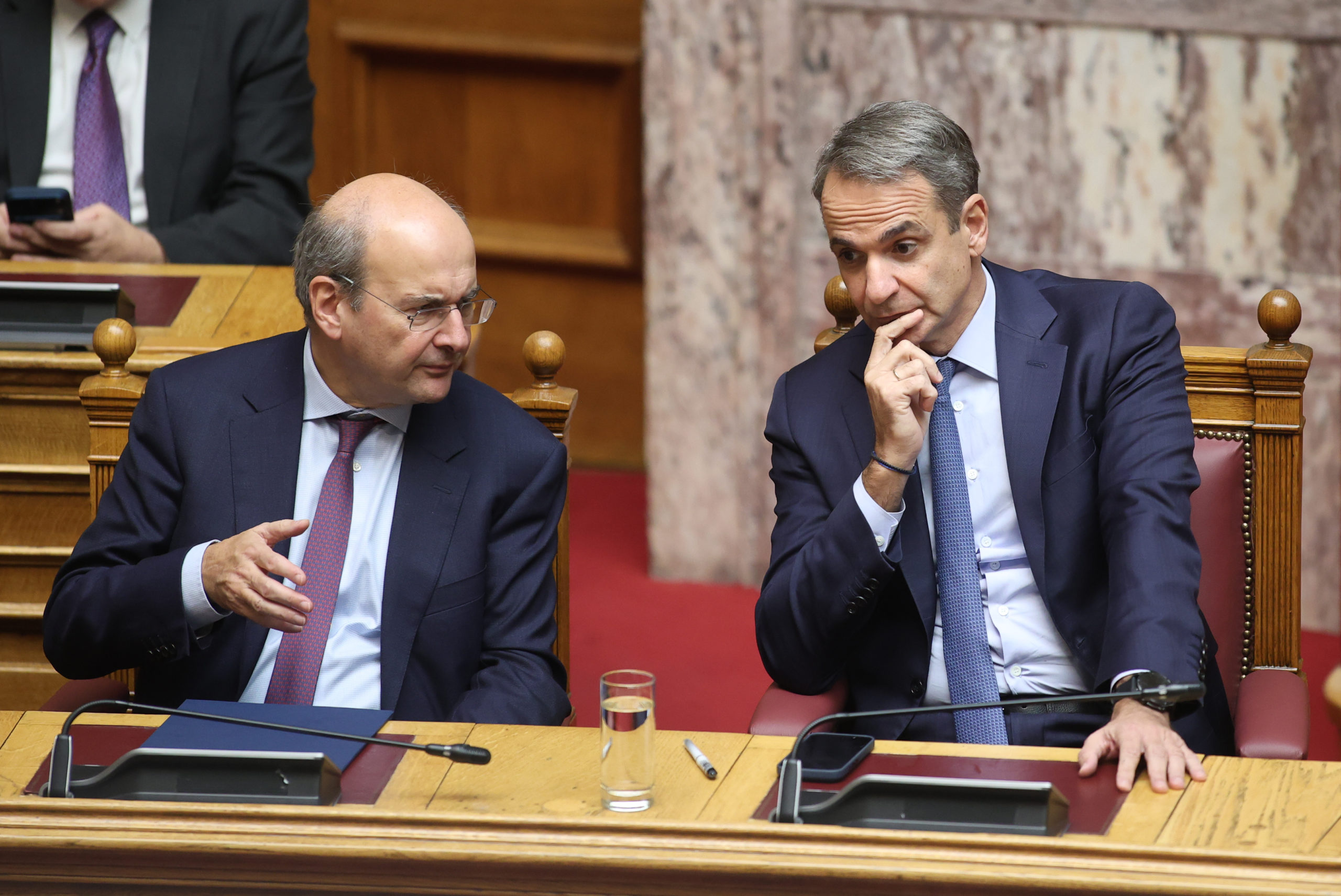 mitsotakis2-4-scaled