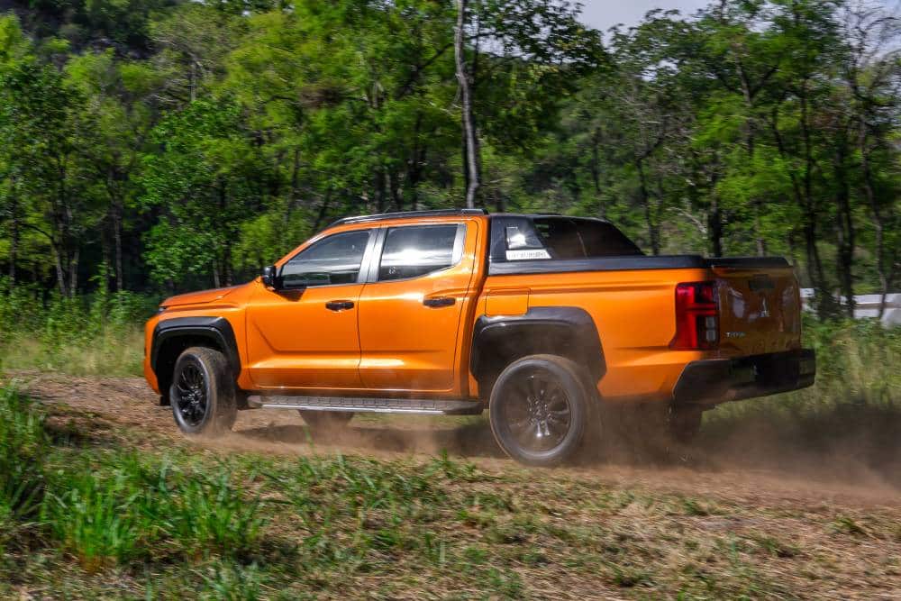 Η Mitsubishi σχεδιάζει την επανεμφάνιση του L200 στην Ευρώπη 9 mitsubishi_triton_athlete_double_cab_514