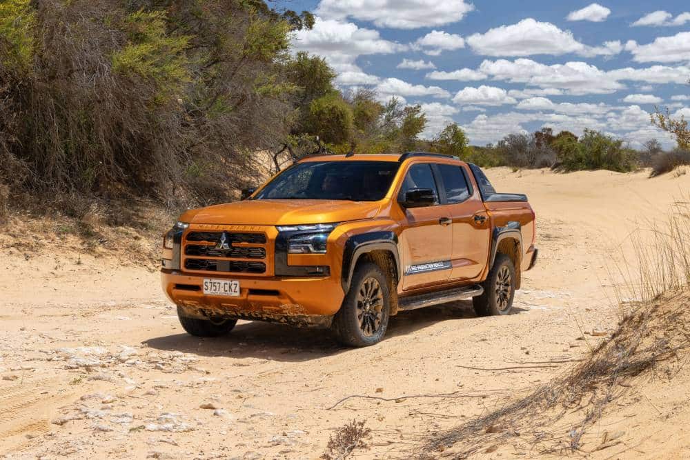 Η Mitsubishi σχεδιάζει την επανεμφάνιση του L200 στην Ευρώπη 13 mitsubishi_triton_gsr_double_cab_pre-production_92