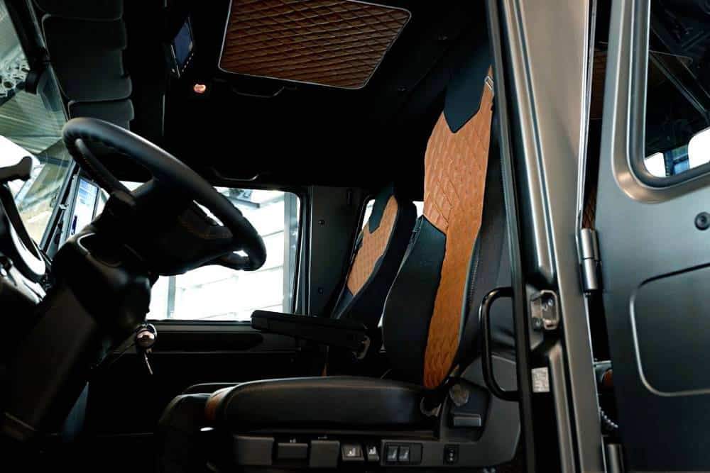 Mercedes-Benz Special Trucks präsentiert luxuriösesten Unimog aller ZeitenMercedes-Benz Special Trucks unveils the most luxurious Unimog ever