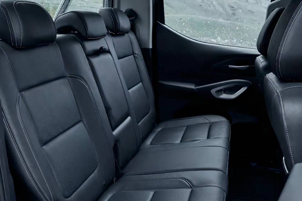 Ανανεωμένο Ram 1200 από 21.000 ευρώ με έως 220 ίππους 23 my25-ram-1200-disenio-15-mx-dk-jpg-img-1000