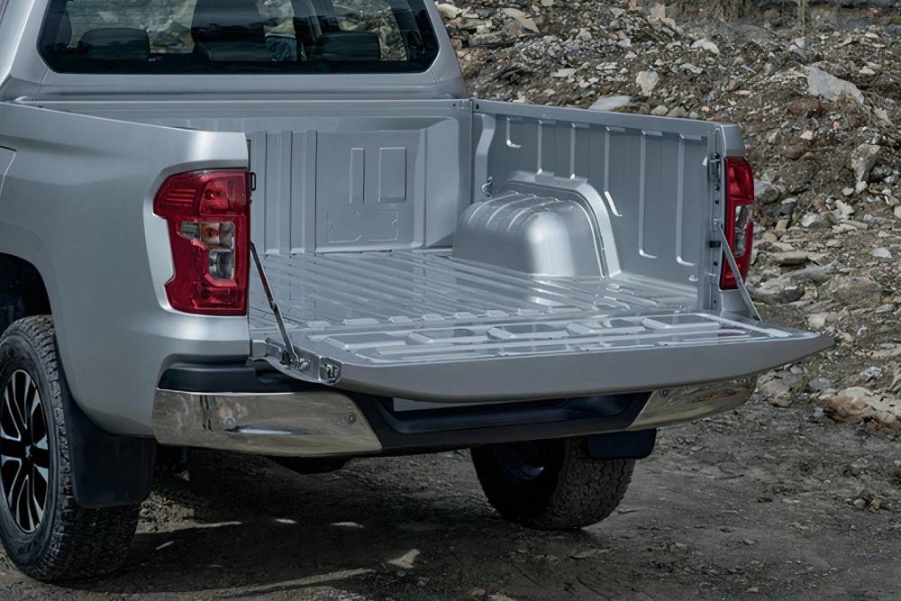 my25-ram-1200-galeria-exterior-thumb04-full-jpg-im