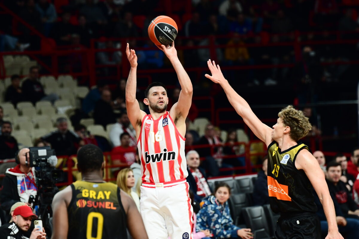 papanikolaoy-olympiakos-aek-eurokinissi-1200x800