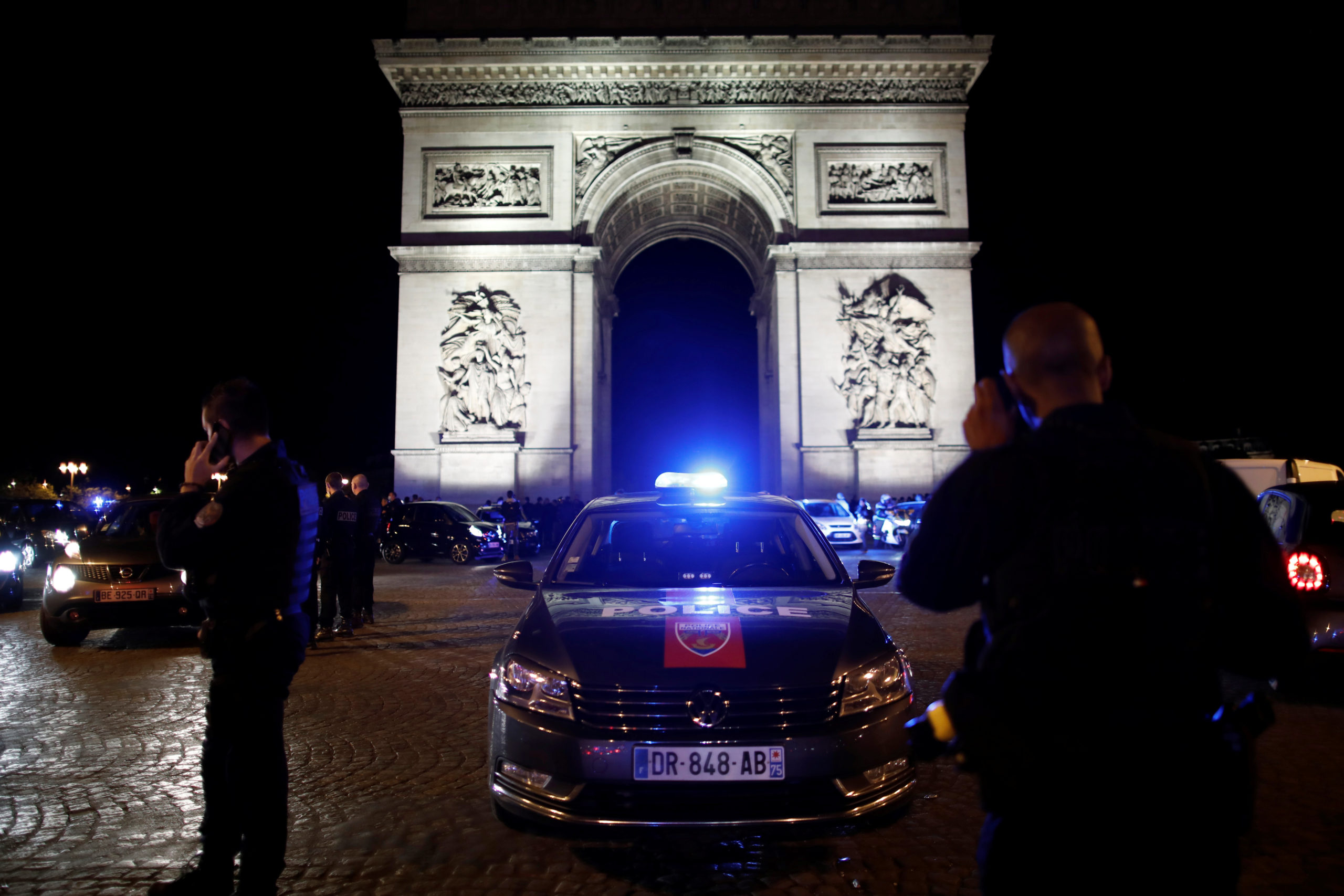 paris-police-reuters-scaled