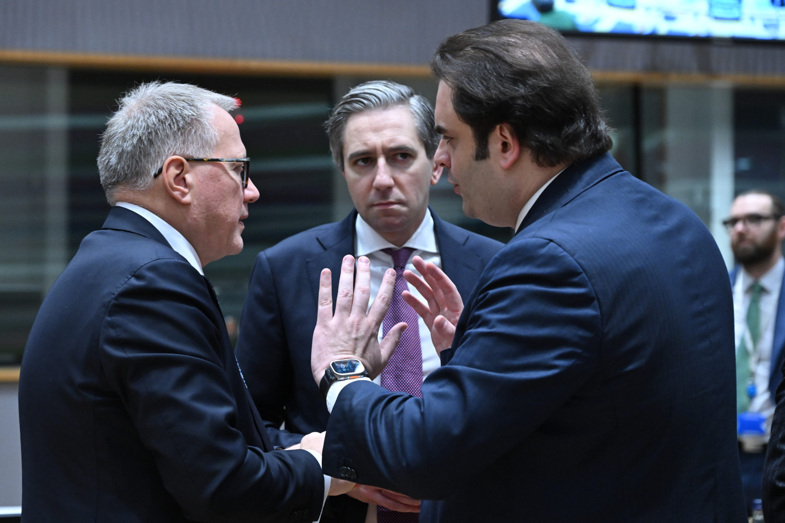 ECOFIN: Ο Πιερρακάκης έλαβε τα συγχαρητήρια των υπουργών για την ανάδειξή του στην ηγεσία του Eurogroup ΦΩΤΟ – ΒΙΝΤΕΟ 8 ECOFIN: Ο Πιερρακάκης έλαβε τα συγχαρητήρια των υπουργών για την ανάδειξή του στην ηγεσία του Eurogroup ΦΩΤΟ – ΒΙΝΤΕΟ