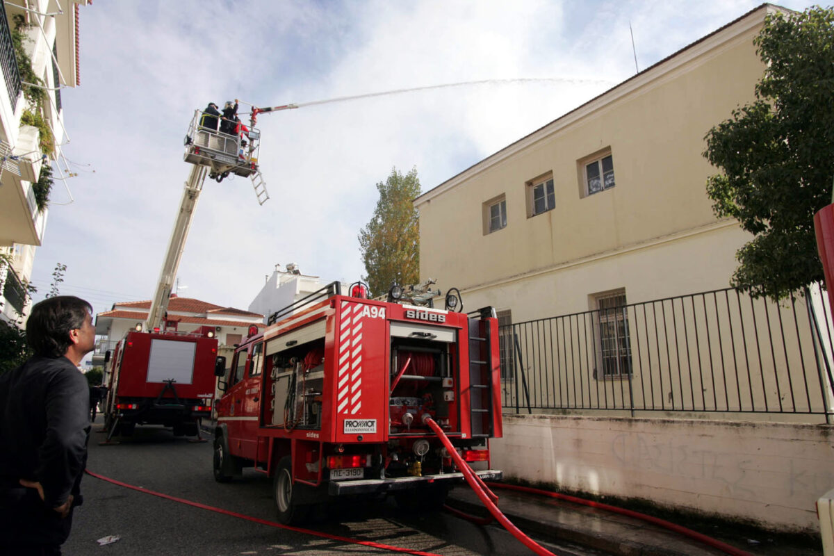 pirosvestes-sxoleio-eurok-1200x800