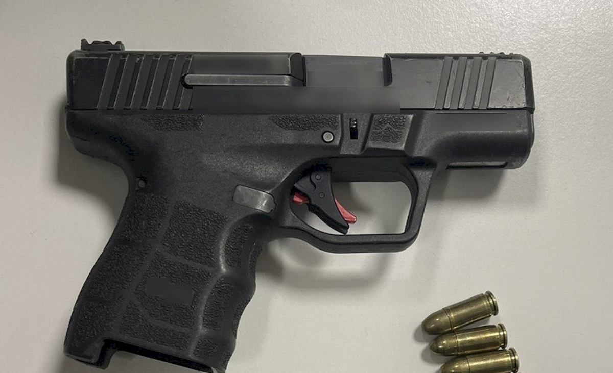 36χρονος οδηγός εντοπίστηκε με όπλο στο κέντρο της Αθήνας – Σφαίρα στη θαλάμη του πιστολιού