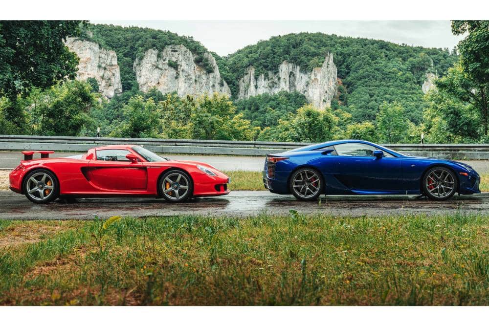 porsche carrera gt vs lexus lfa 03