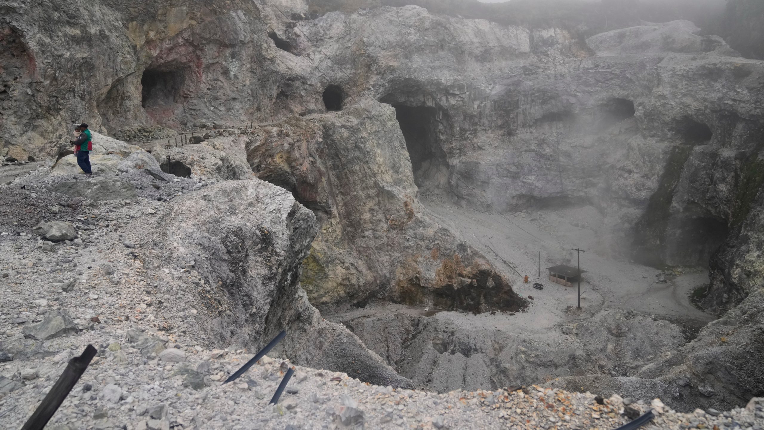 Ηφαίστειο Πουρασέ: Οι αυτόχθονες Κολομβιανοί συνεχίζουν τη ζωή τους παρά την απειλή έκρηξης 2 Ηφαίστειο Πουρασέ: Οι αυτόχθονες Κολομβιανοί συνεχίζουν τη ζωή τους παρά την απειλή έκρηξης