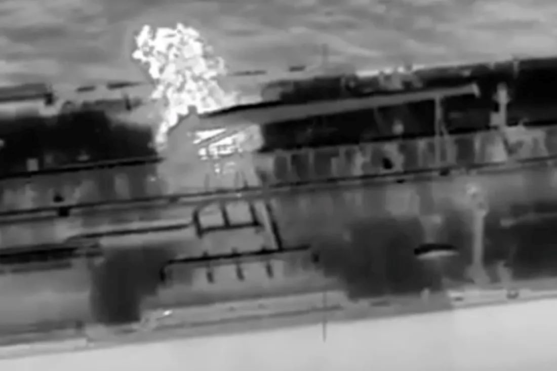 Ουκρανία: Πρωτοφανής επίθεση σε ρωσικό τάνκερ στη Μεσόγειο και το μήνυμα προς Πούτιν – Το «μακρύ χέρι» του Κιέβου 13 Ουκρανία: Πρωτοφανής επίθεση σε ρωσικό τάνκερ στη Μεσόγειο και το μήνυμα προς Πούτιν – Το «μακρύ χέρι» του Κιέβου