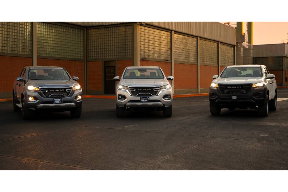 Ανανεωμένο Ram 1200 από 21.000 ευρώ με έως 220 ίππους 19 ram_1200