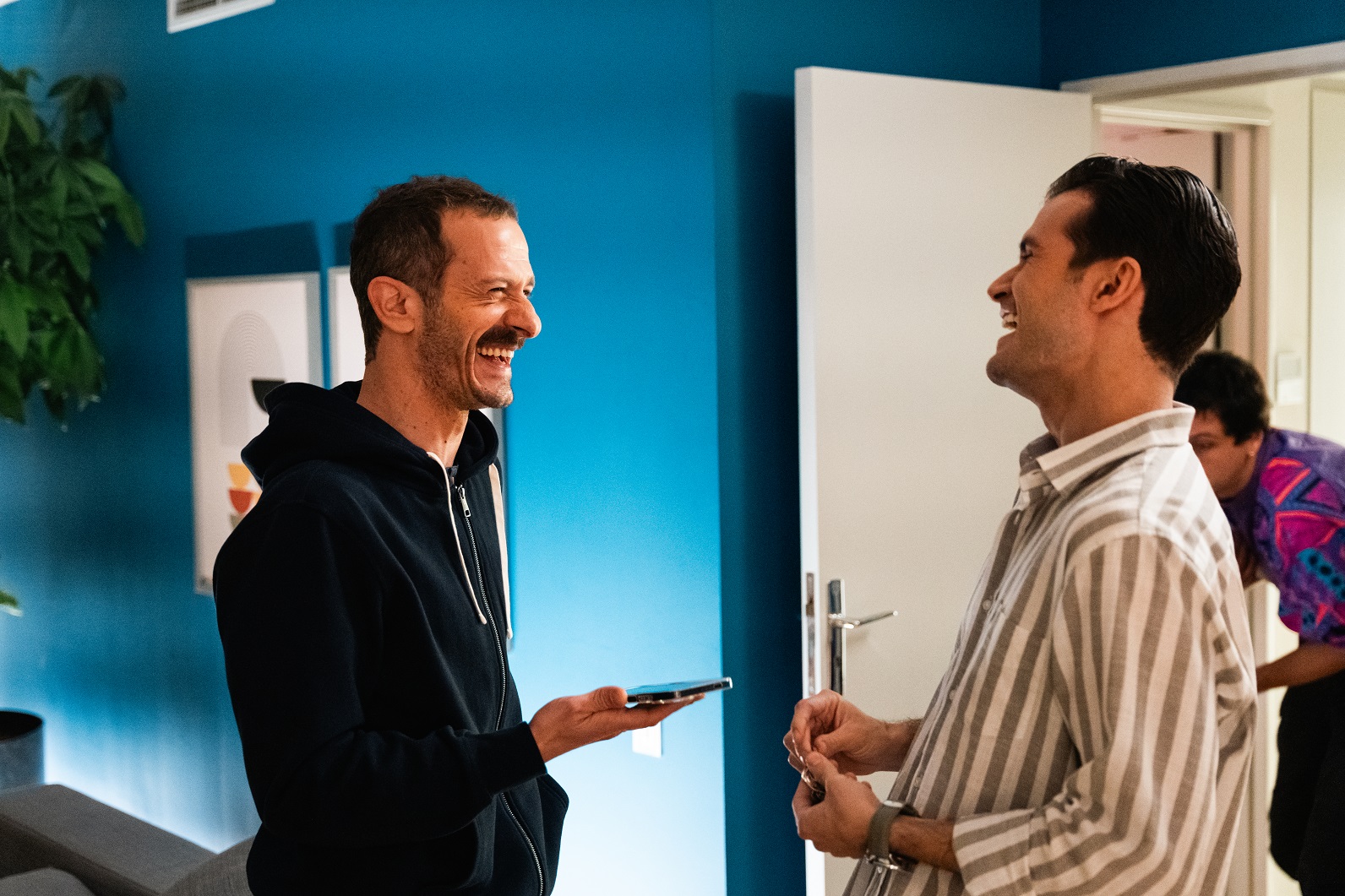 Μπαμπά, σ’ αγαπώ: Οι πρώτες σκηνές από τα γυρίσματα της καινούργιας οικογενειακής σειράς του Alpha 6 Μπαμπά, σ’ αγαπώ: Οι πρώτες σκηνές από τα γυρίσματα της καινούργιας οικογενειακής σειράς του Alpha