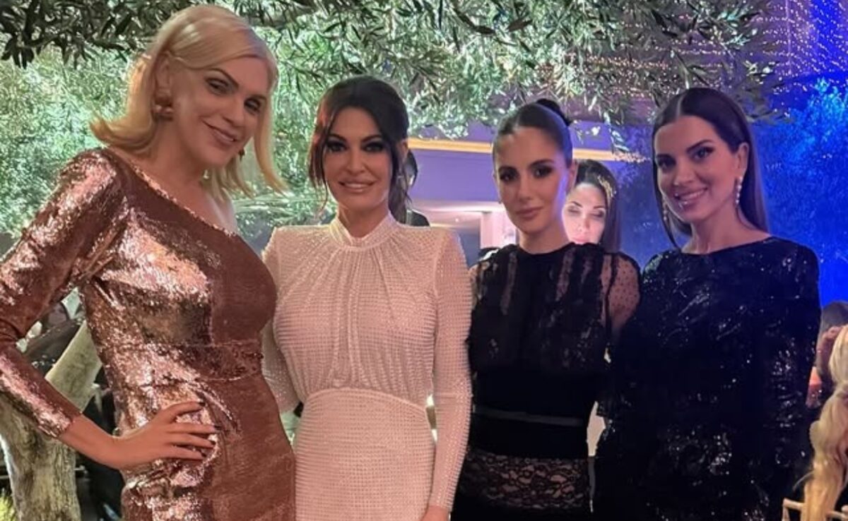 sasa-stamati-kimberly-guilfoyle-alexandra-nika-stamatina-tsimitsili-1200x738