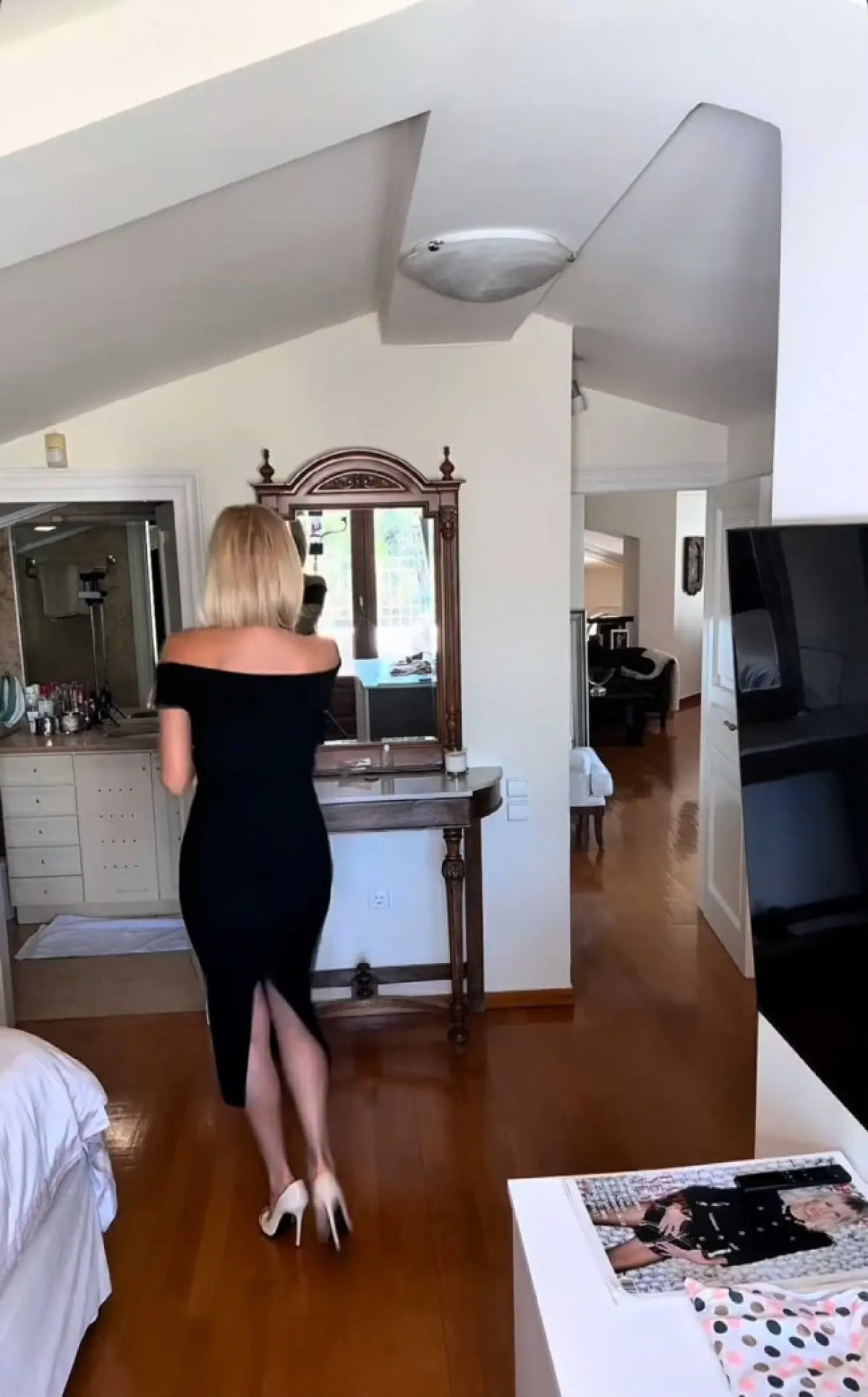 Φαίη Σκορδά: Ο γάτος της επιτέθηκε στο Χριστουγεννιάτικο δέντρο – Δείτε την αντίδρασή της 8 Το σπίτι της Φαίης Σκορδά