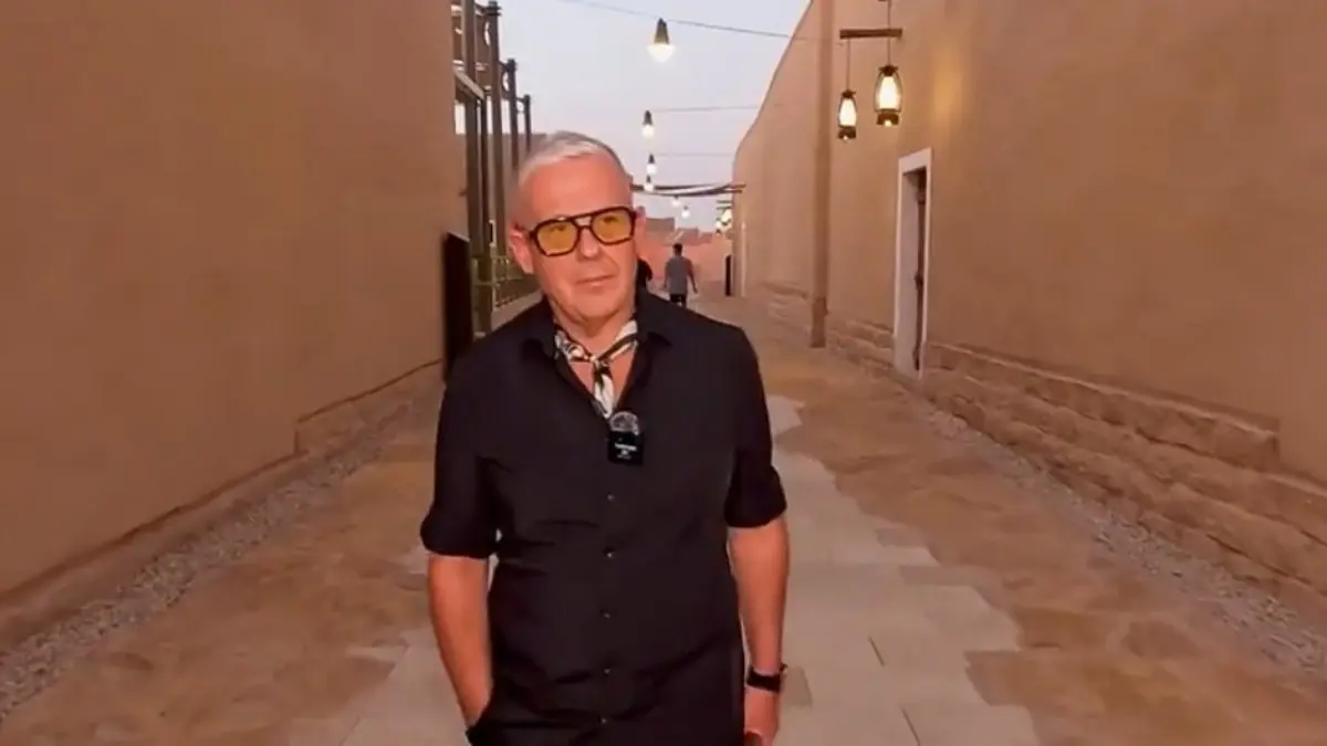 Ο Τάσος Δούσης στη Σαουδική Αραβία