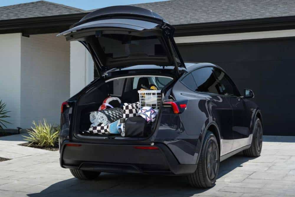 Το Tesla Model Y αποκτά 100 άλογα μέσω κινητού 11 tesla model y standard (4)