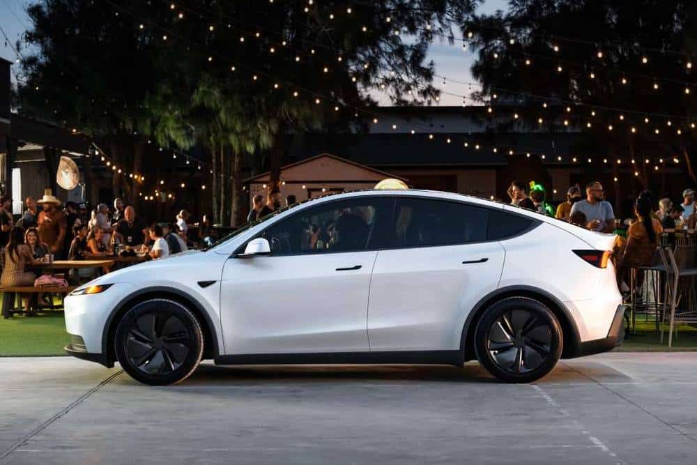 Το Tesla Model Y αποκτά 100 άλογα μέσω κινητού 10 tesla model y standard (5)