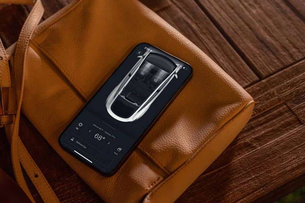 Το Tesla Model Y αποκτά 100 άλογα μέσω κινητού 13 tesla model y standard (6)