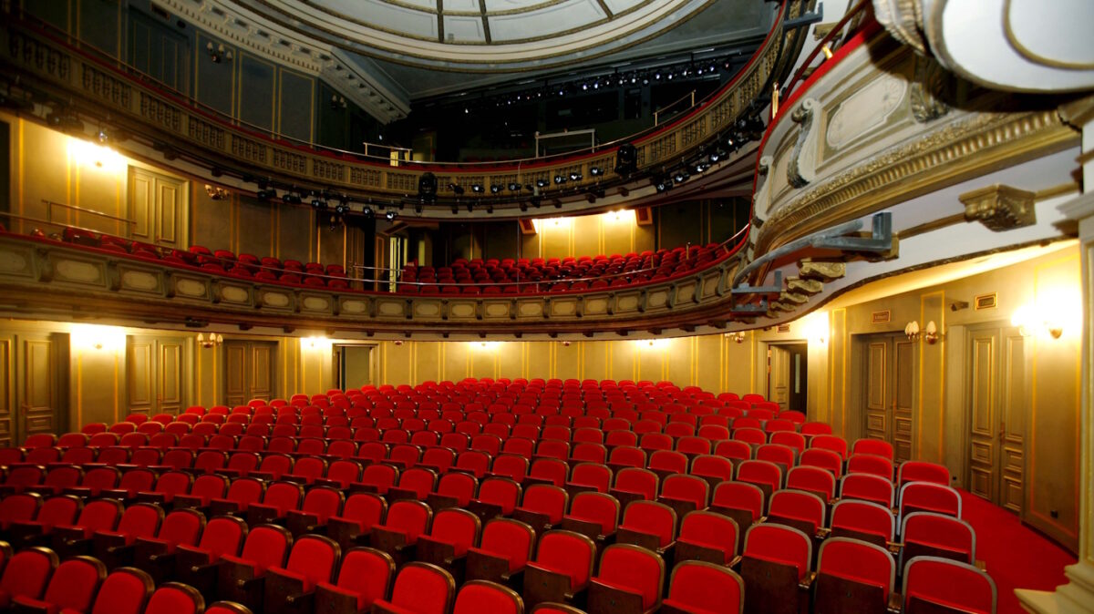 theatro-1200x674