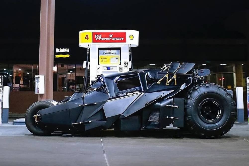 "Αυθεντικό Batmobile κυκλοφορεί ελεύθερα στο δρόμο" 12 tumbler wb for sale 03