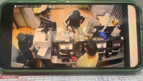Βίντεο από τη δράση συμμορίας που λήστευε πρακτορεία τυχερών παιχνιδιών στην Αττική