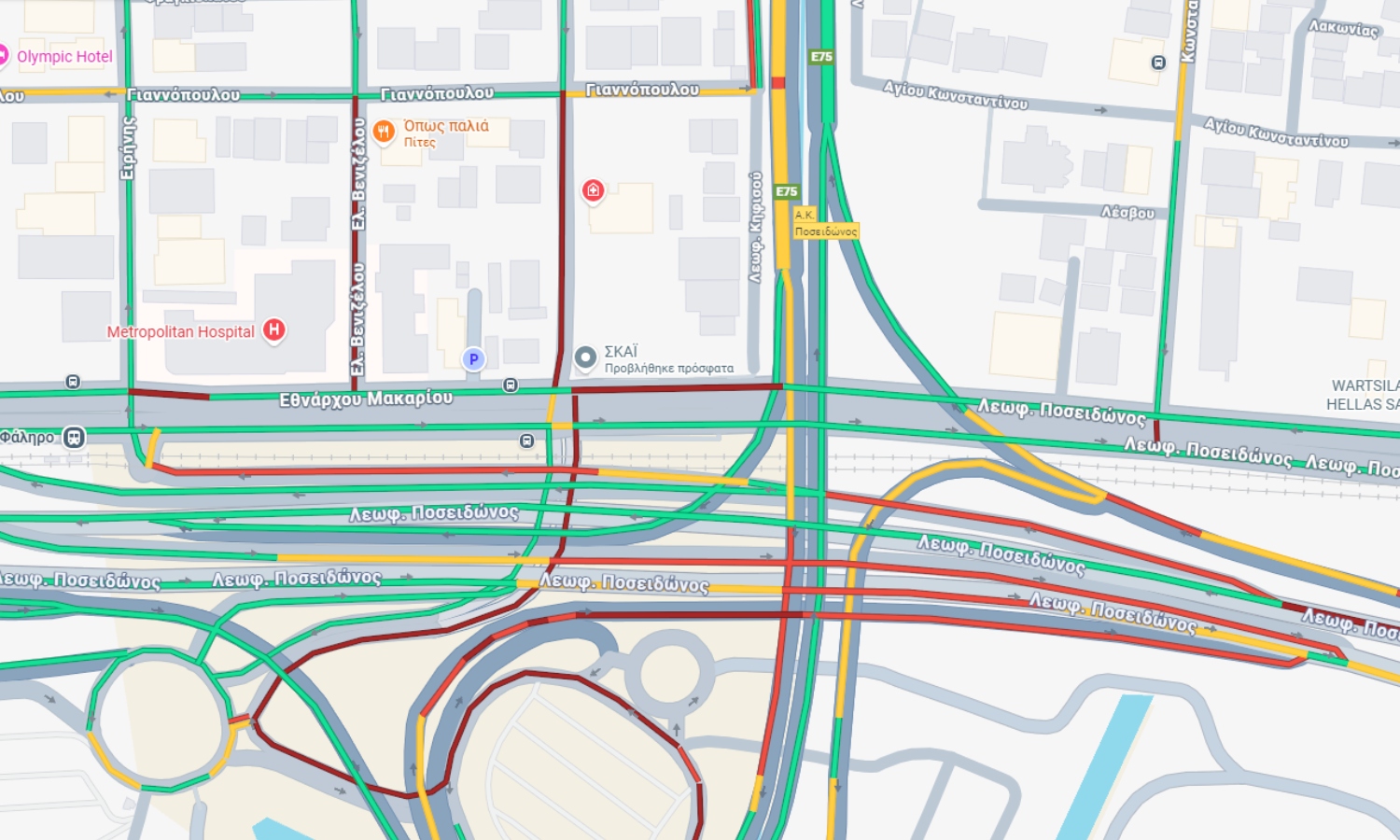 Πυρκαγιά σε όχημα στην Ποσειδώνος κοντά στο Νέο Φάληρο