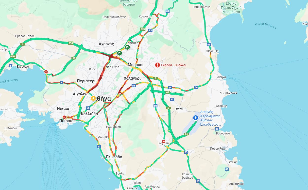 Κυκλοφοριακό χάος: Στα «κόκκινα» ο Κηφισός – Καθυστερήσεις στην Αττική Οδό