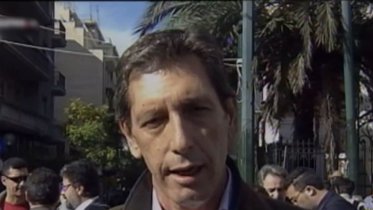 Απεβίωσε ο δημοσιογράφος της ΕΡΤ, Ξενοφών Ζηκίδης