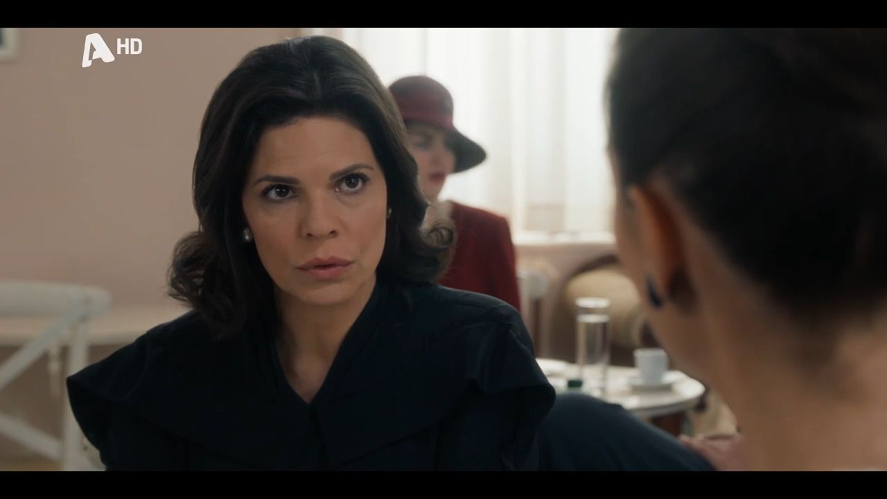 Η-Αλεξάνδρα-ανησυχεί-πως-το-σχέδιο-εκδίκησης-της-θα-καταρρεύσει-εξαιτίας-της-Άντζελας