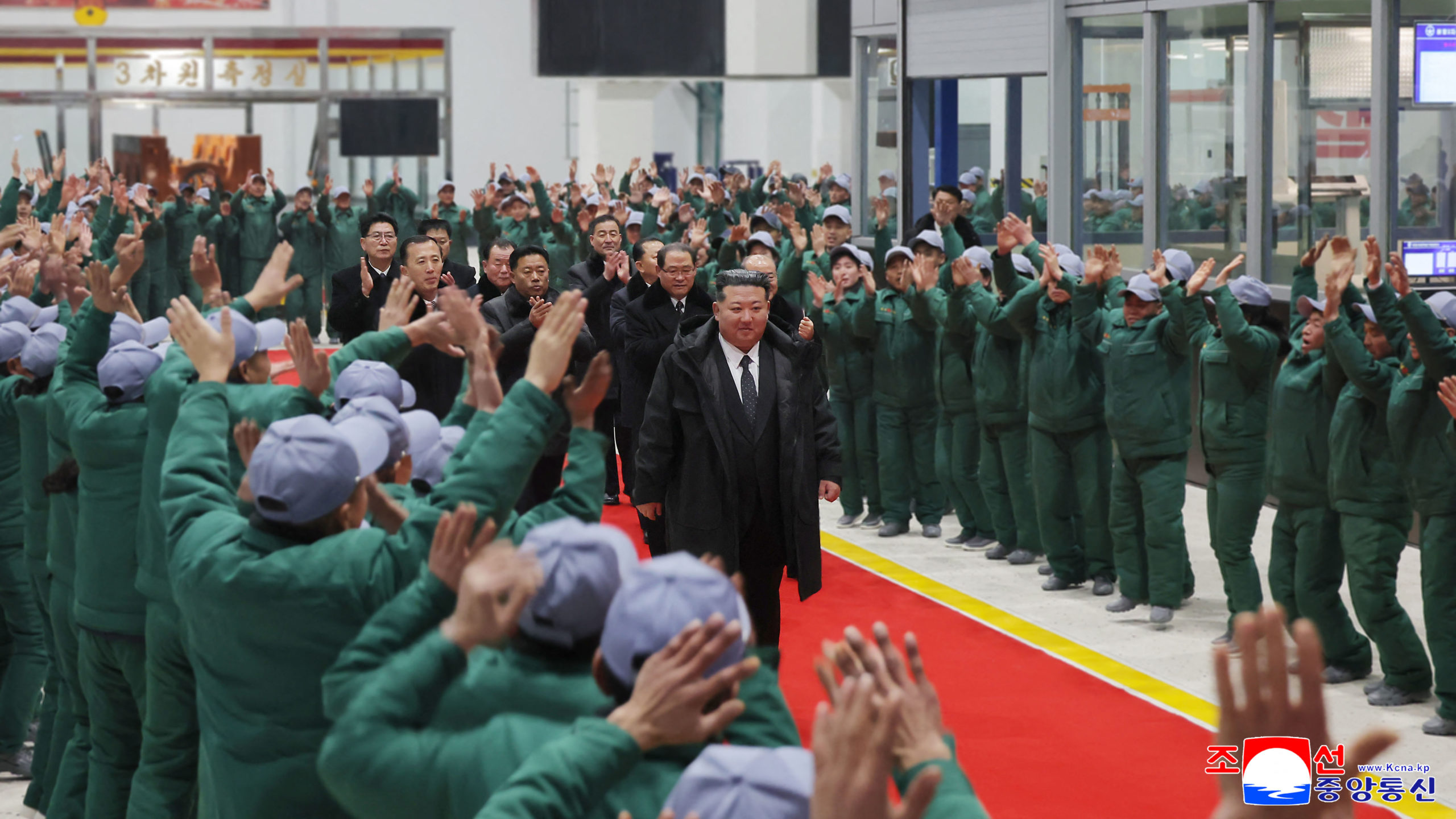 Βόρεια Κορέα: Ο Κιμ Γιονγκ Ουν απέλυσε τον αντιπρόεδρο της κυβέρνησης – Ήταν σαν να βάλαμε κατσίκα να τραβήξει κάρο