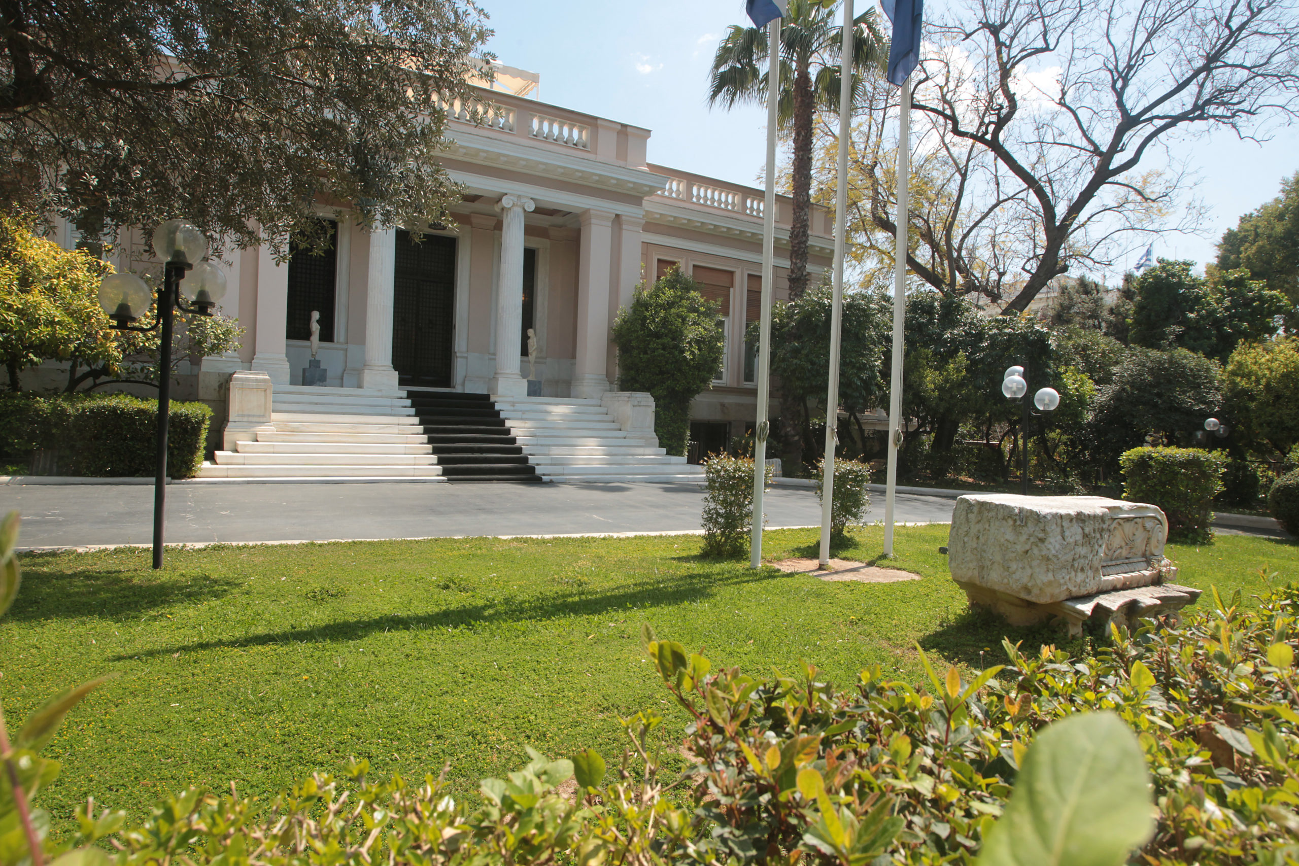 13eee9b5e591e361b05688c6ab02674e-5-scaled