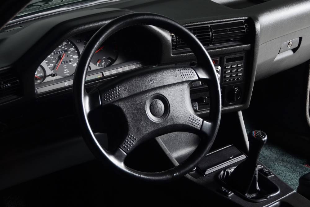 BMW M3 E30 αγγίζει τις 100.000 ευρώ 10 BMW M3 E30 αγγίζει τις 100.000 ευρώ