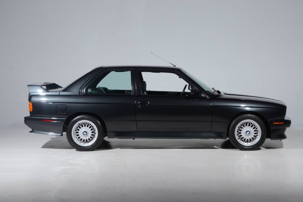 BMW M3 E30 αγγίζει τις 100.000 ευρώ 11 1990-bmw-m3-e30-for-sale (8)