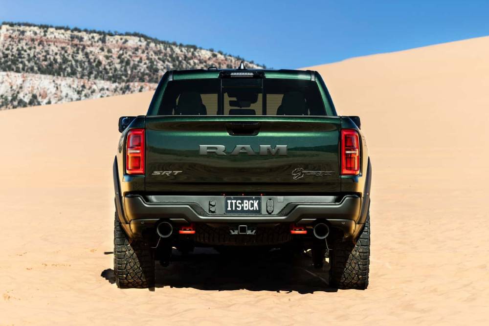 Η θριαμβευτική επανεμφάνιση του Ram TRX με 777 ίππους 25 2027-ram-1500-srt-trx (15)