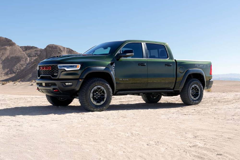 Η θριαμβευτική επανεμφάνιση του Ram TRX με 777 ίππους 22 2027-ram-1500-srt-trx (2)