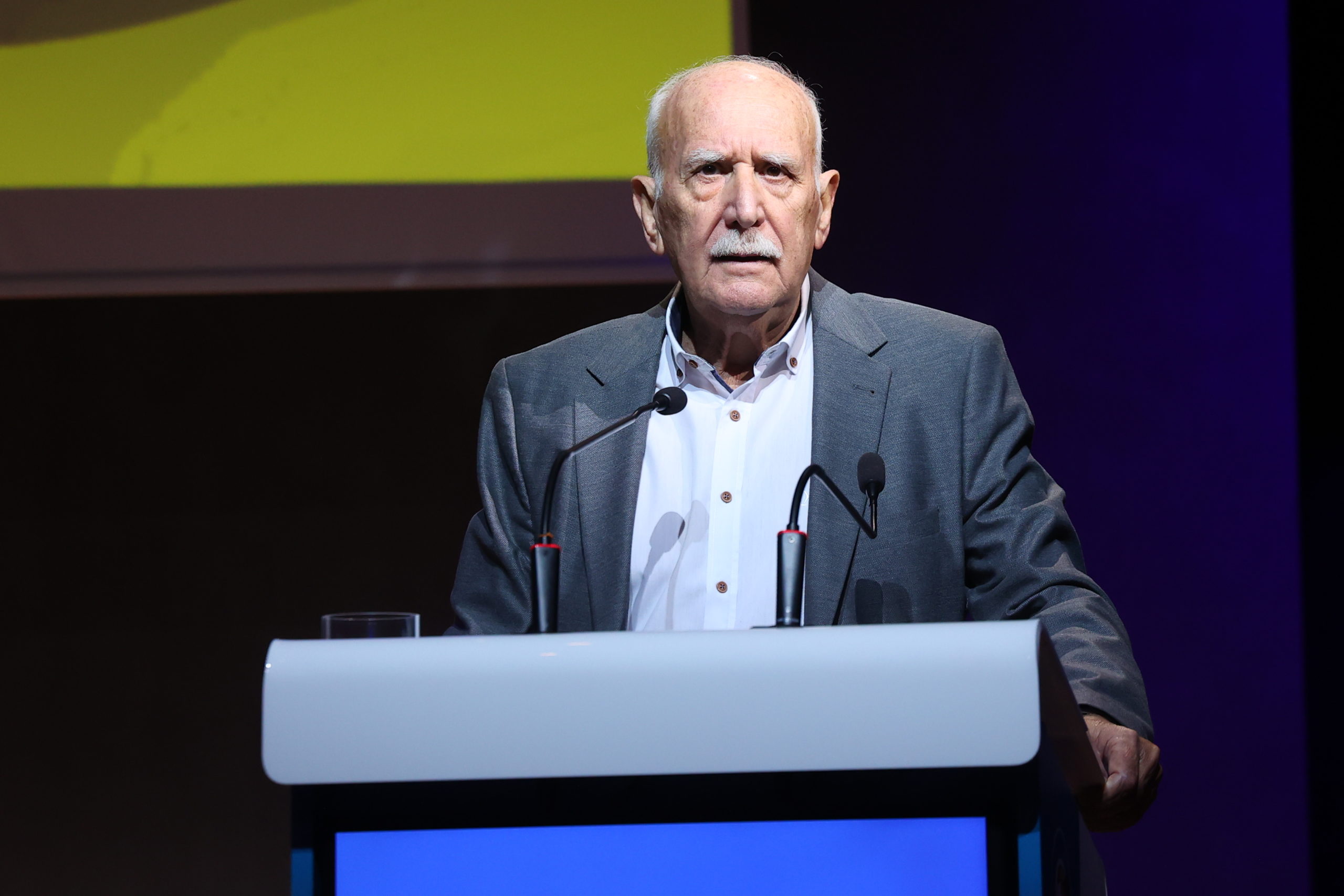 Ο ΑΝΤ1 λέει αντίο στον Γιώργο Παπαδάκη – «Η απουσία του δημιουργεί δυσαναπλήρωτο κενό»