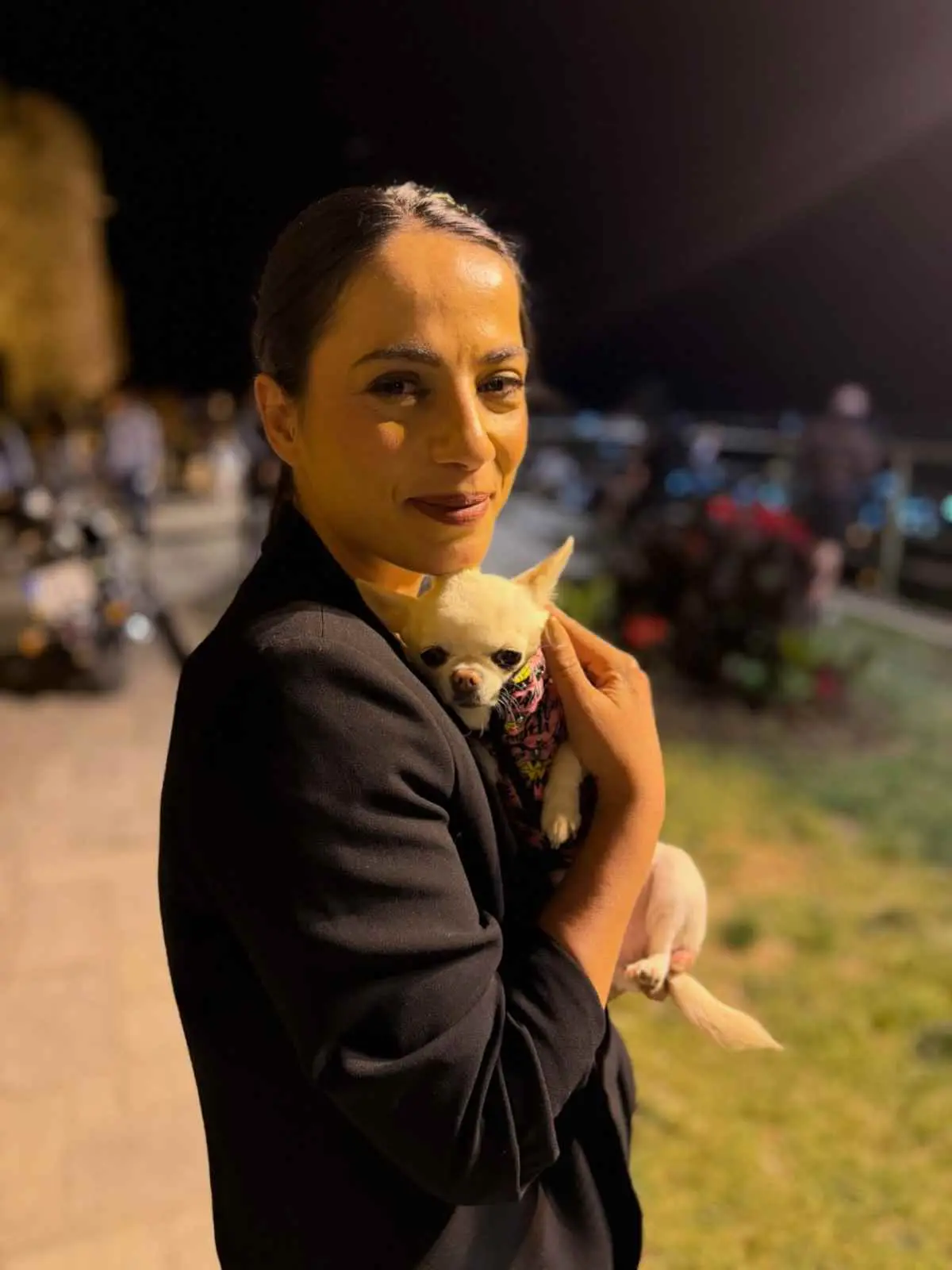 Ευλαμπία Ρέβη: Ανασκόπηση του 2025 – «Με δίδαξες να μη στριμώχνομαι για να χωράω» 11 Ευλαμπία Ρέβη