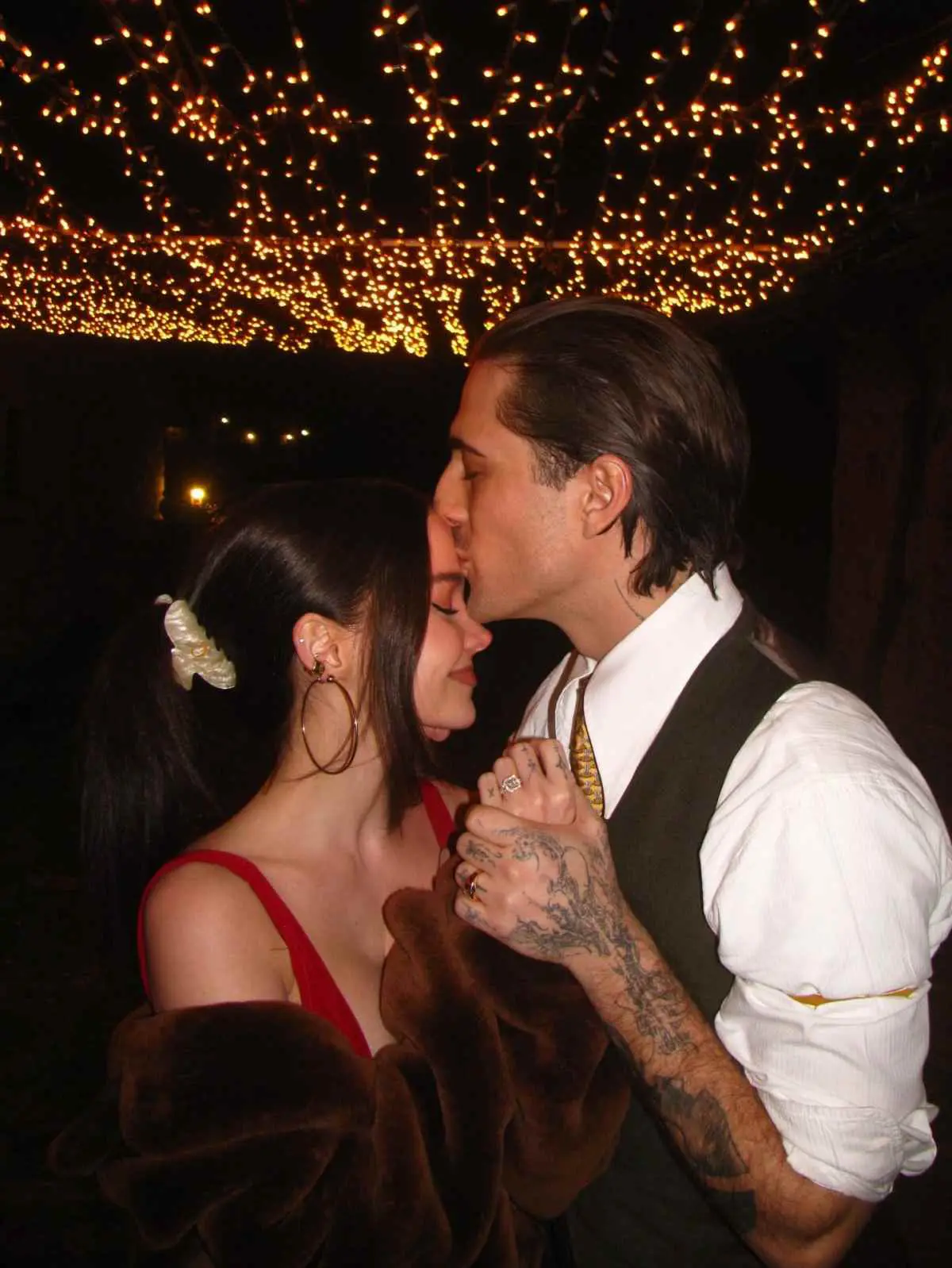 O Νταμιάνο Ντάβιν έκανε πρόταση γάμου στη σύντροφό του