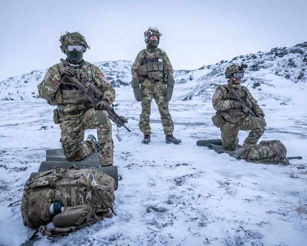 Τραμπ: Δεν απέκλεισε τη βία στη Γροιλανδία – «Καμία δήλωση»