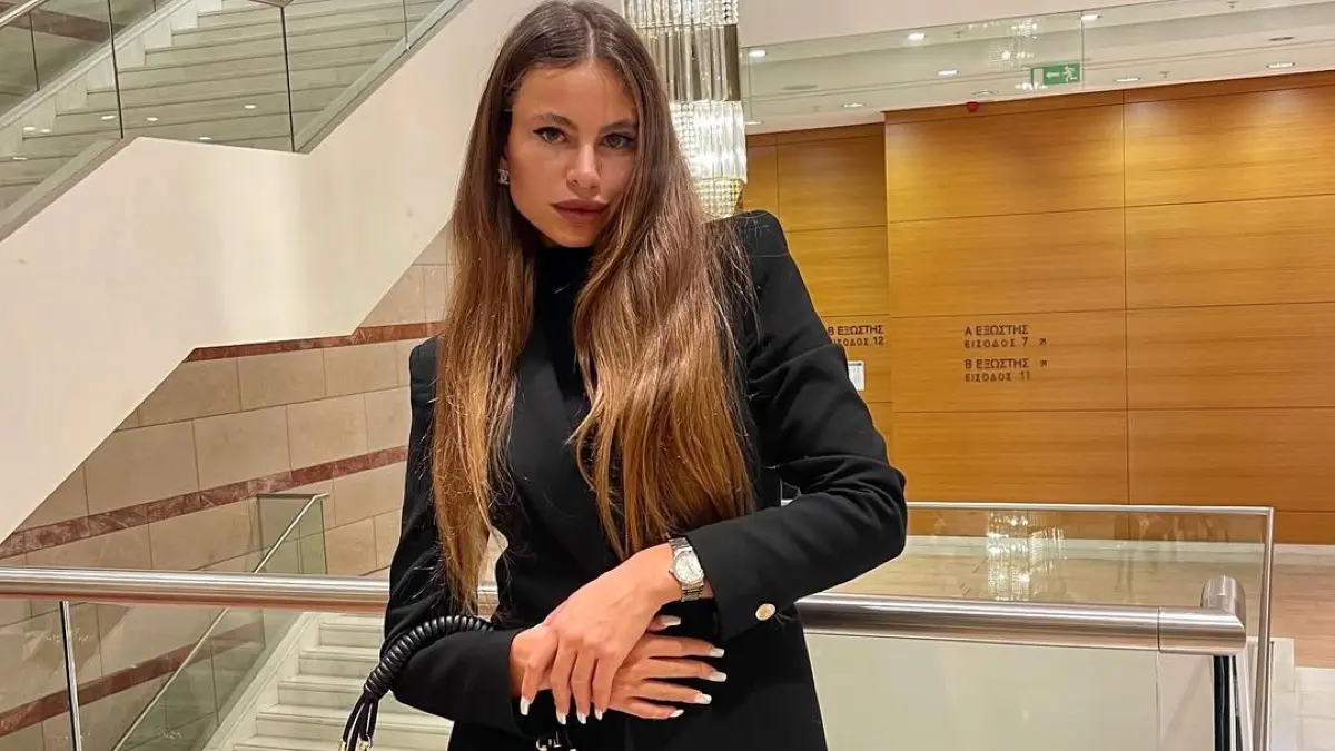 Έλενα Μπόμπου