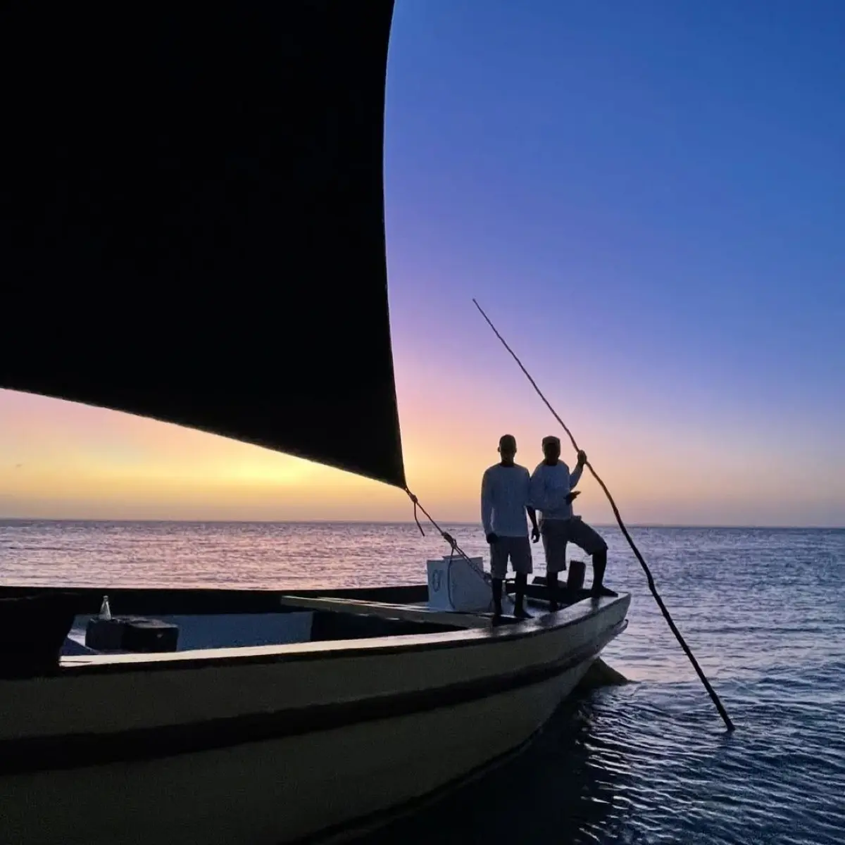 Ο Φίλιππος Ντε Γκρες και η Νίνα Φλορ στην Αφρική