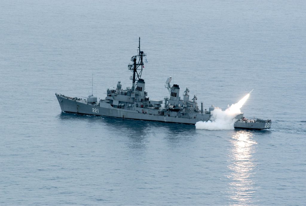 "Οι 37 ημέρες της έντασης: Το χρονικό των Ιμίων «στιγμή προς στιγμή»"