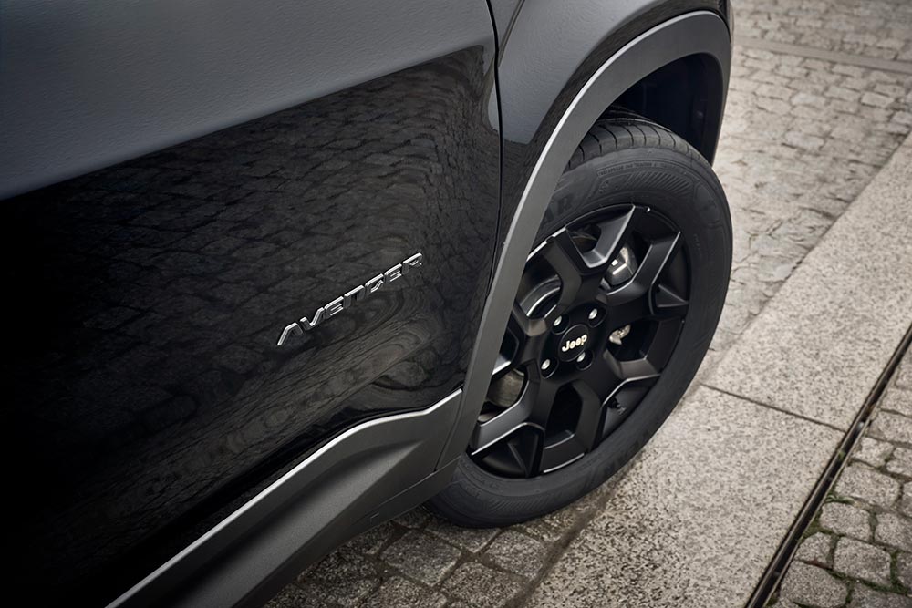 Jeep Avenger Black Edition (9)