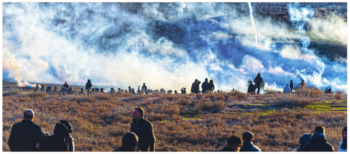 "Στην αιχμή του ξυραφιού"