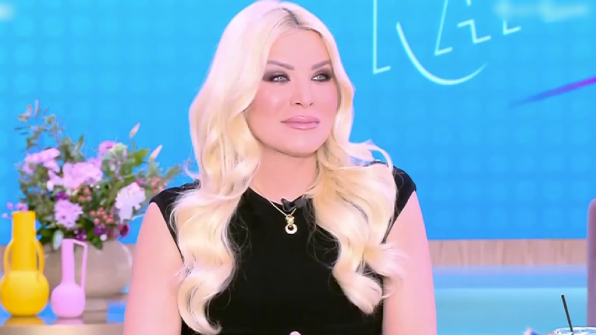 Κατερίνα Καινούργιου – Συγκινήθηκε με το δώρο που έλαβε για την κόρη της: Το παρουσίασε ζωντανά